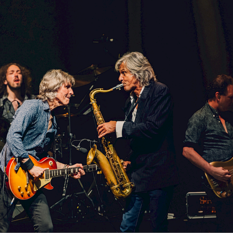 The Dire Straits Experience – The Long Highway Tour in de Maaspoort — muziek in Venlo